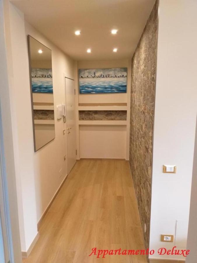 Le Rive Apartamento Desenzano del Garda Exterior foto