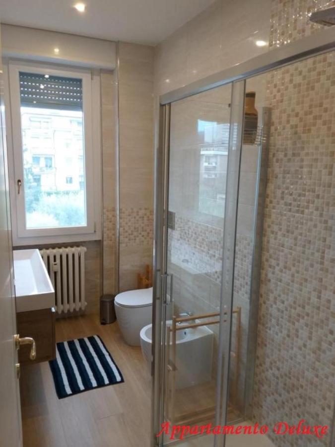 Le Rive Apartamento Desenzano del Garda Exterior foto